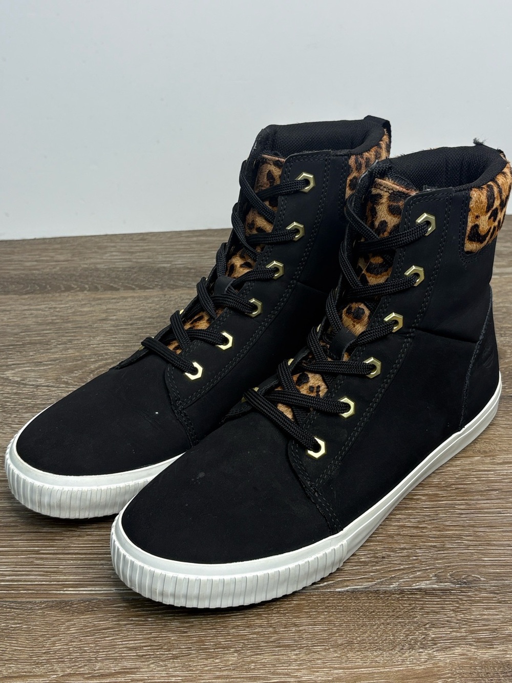 Timberland Skyla Women’s Black High-Top Sneakers Leopard Pony Hair Size 9